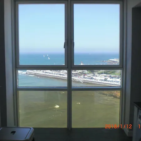 Escalera 14 公寓 希洪